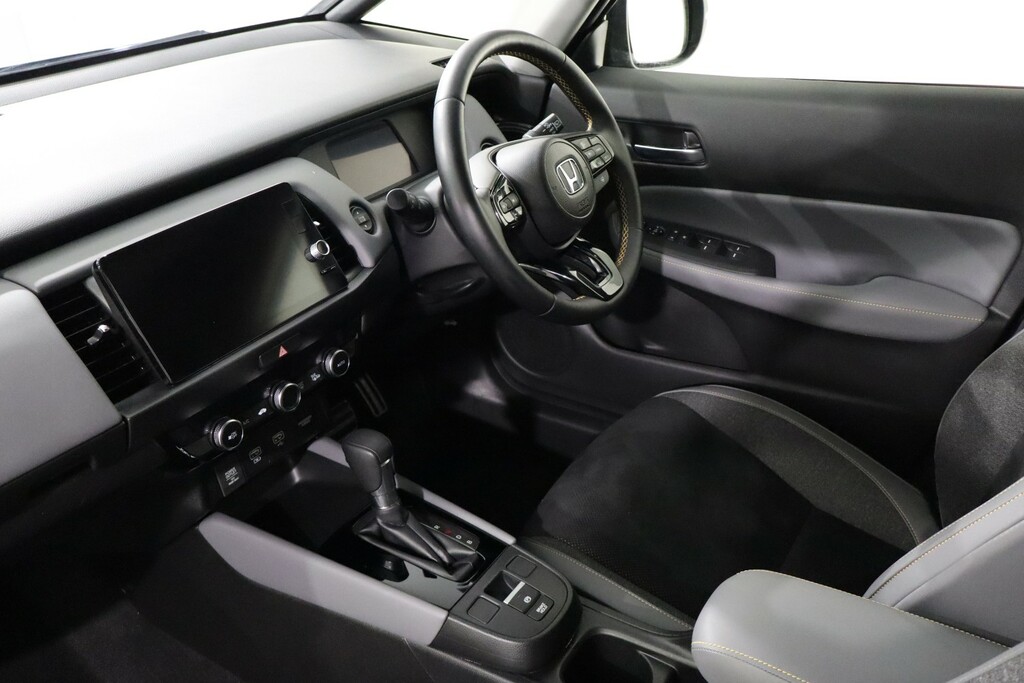 Honda Jazz 1.5I-mmd Hybrid Advance Sport Cvt VG64OCT Black #2