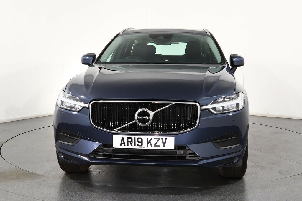 Volvo XC60 Momentum Blue #2
