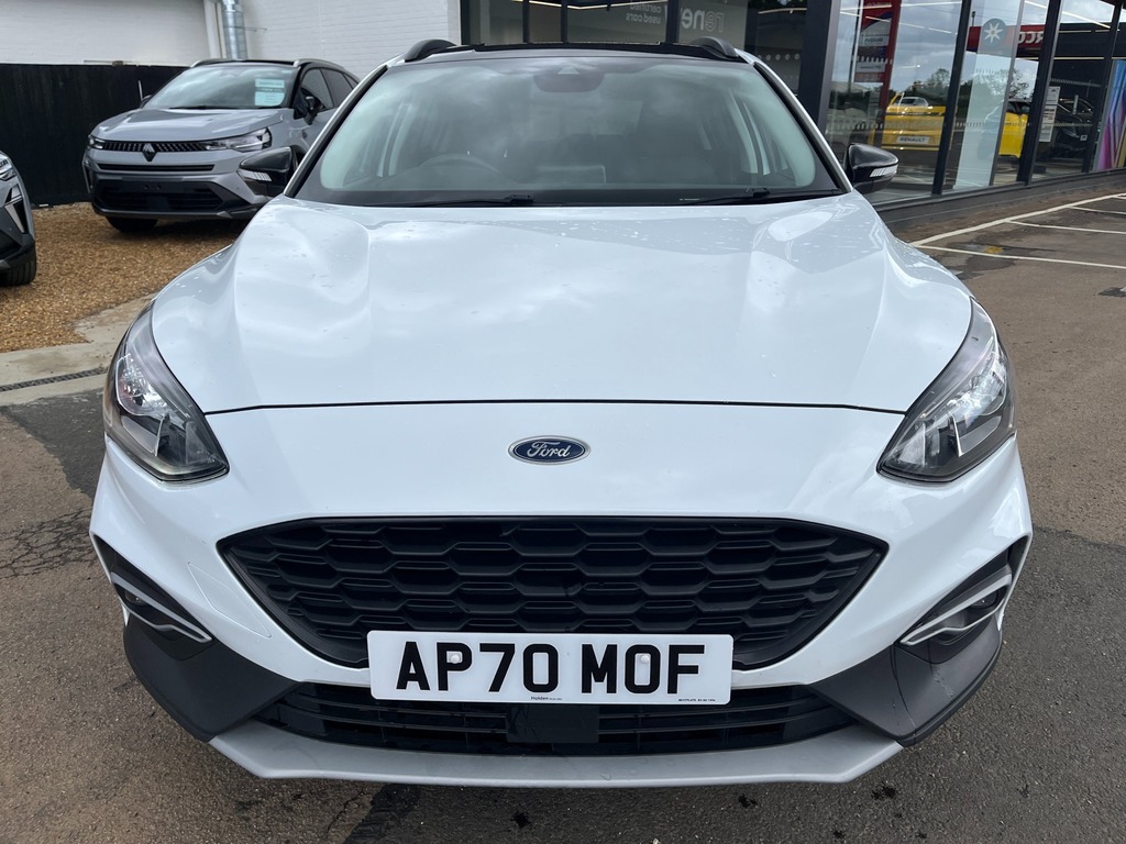Ford Focus Active White #2