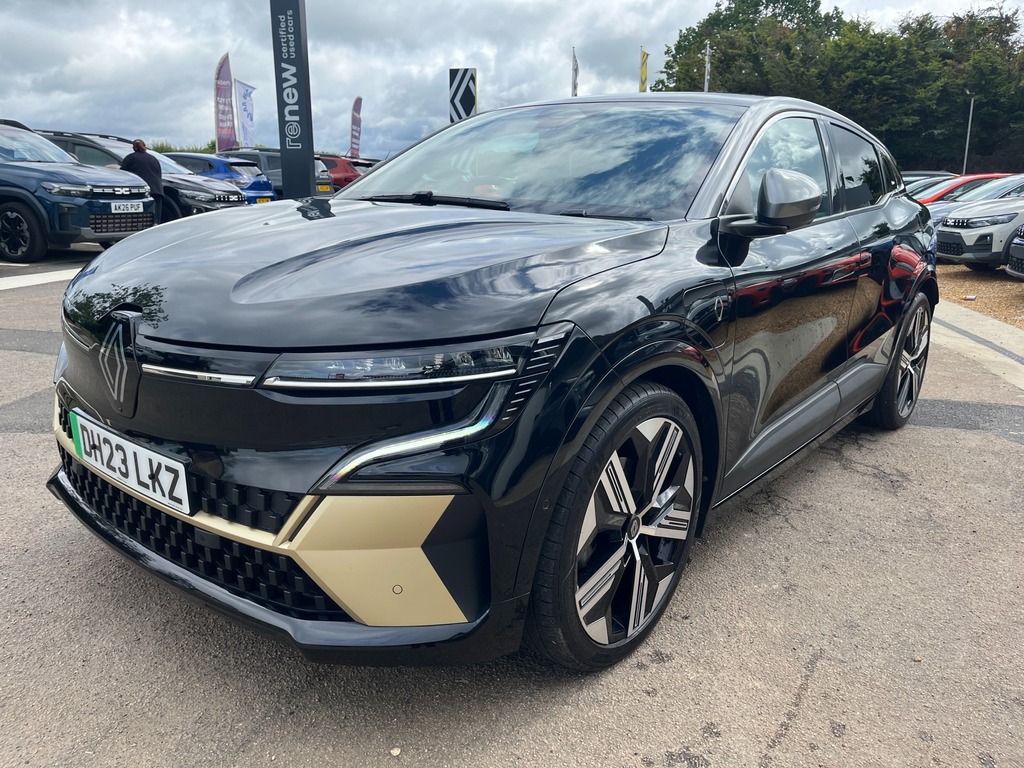 Renault Megane E-Tech Launch Edition Black #3
