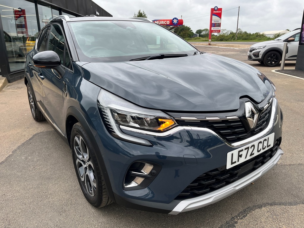 Renault Captur Techno Blue