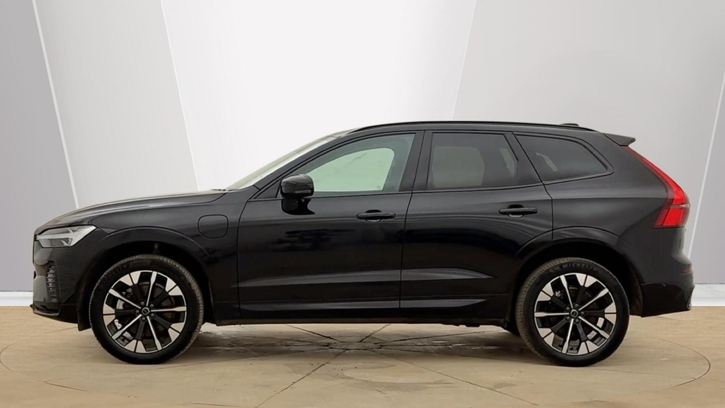 Volvo XC60 Ultra Dark Black #6