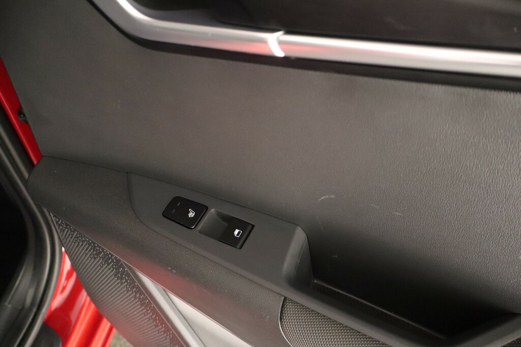 Kia Niro 4 Black #30