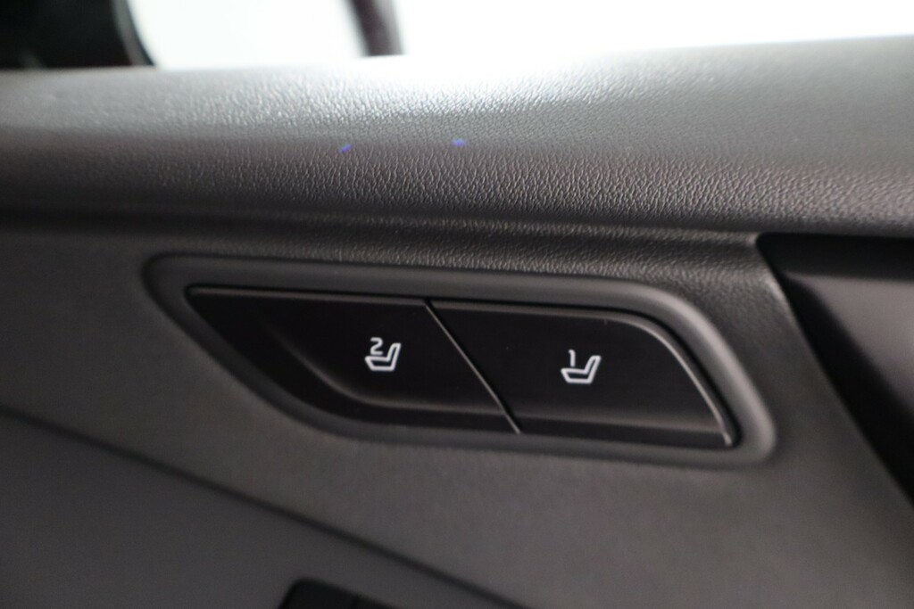 Kia Niro 4 Black #27