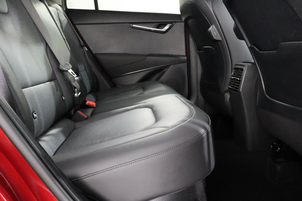 Kia Niro 4 Black #32