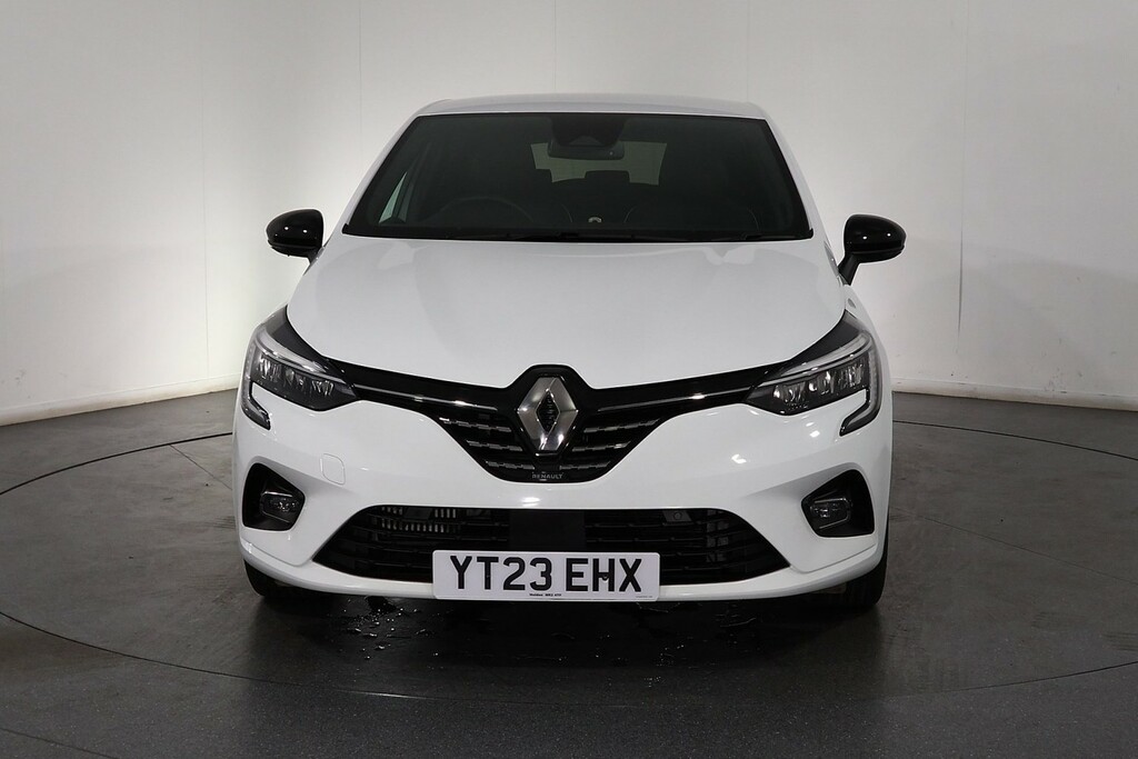 Renault Clio Techno White #2