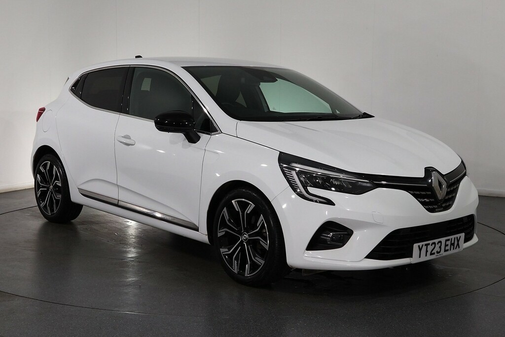 Renault Clio Techno White