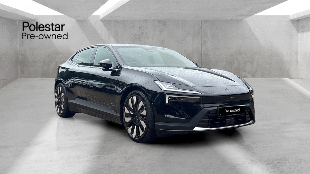 Polestar 4 Long Range Plus Black