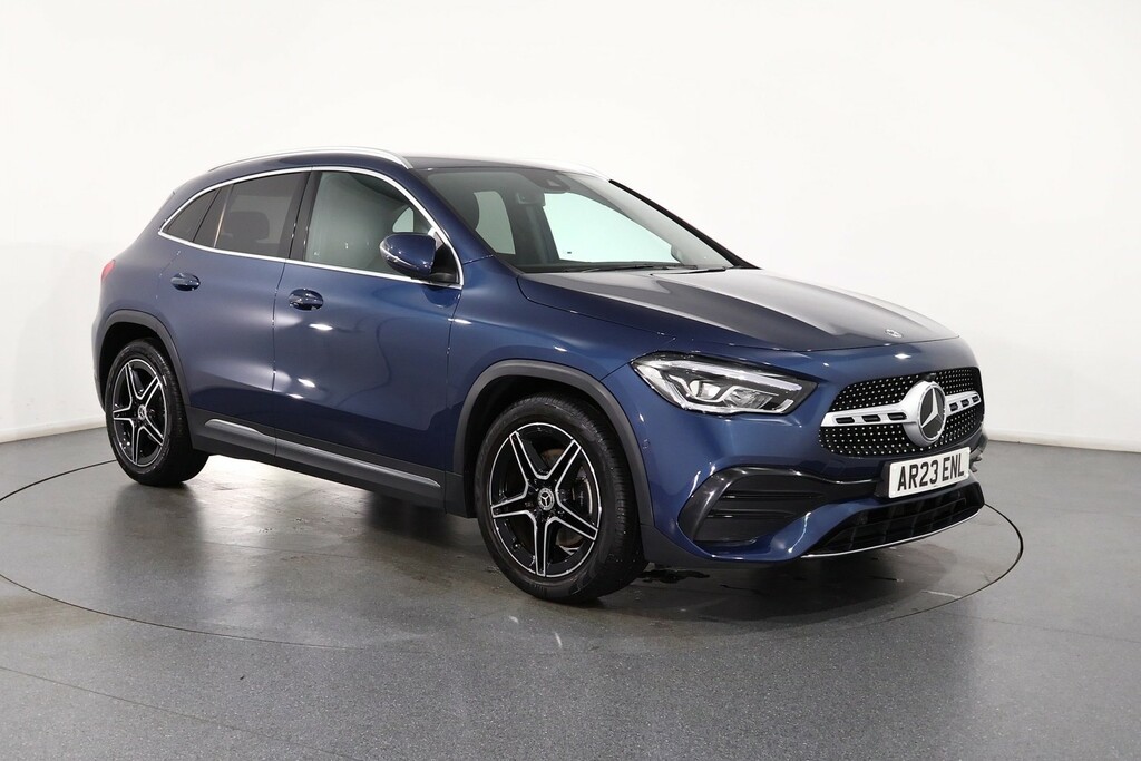 Mercedes-Benz GLA Class Amg Line Blue