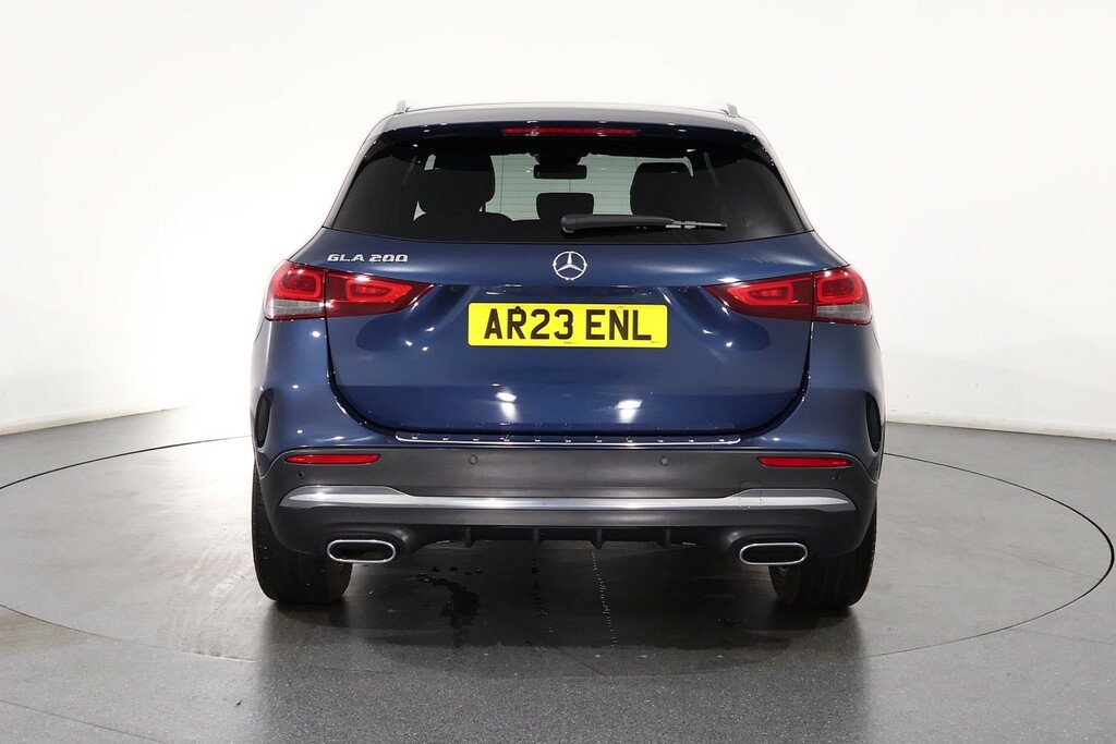 Mercedes-Benz GLA Class Amg Line Blue #6