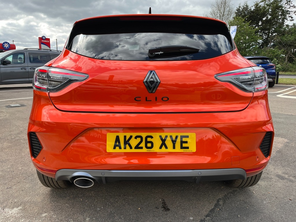 Renault Clio Techno Esprit Alpine Orange #5
