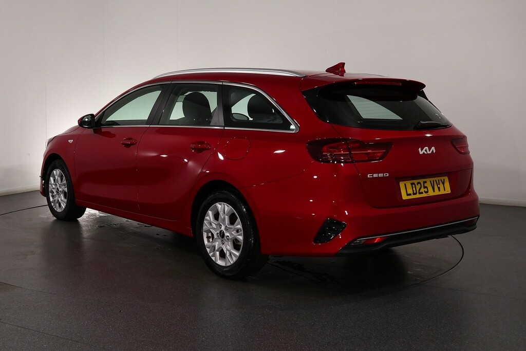 Kia Ceed 2 Red #5