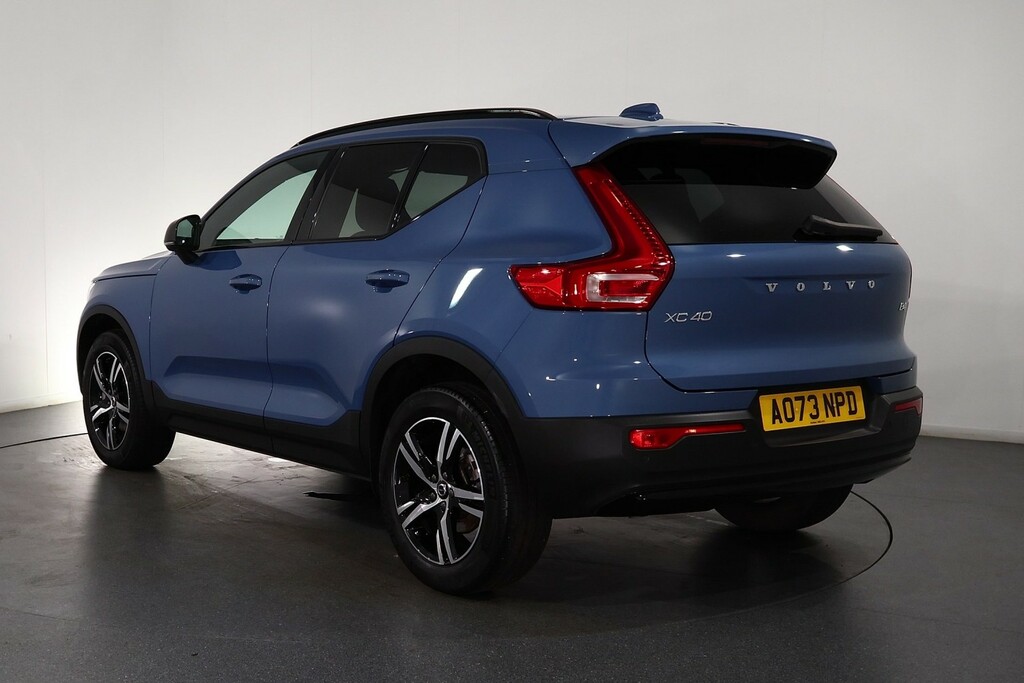 Volvo XC40 Plus Dark Blue #5