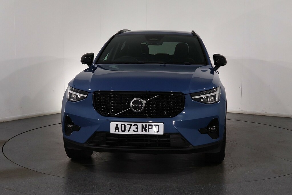 Volvo XC40 Plus Dark Blue #2