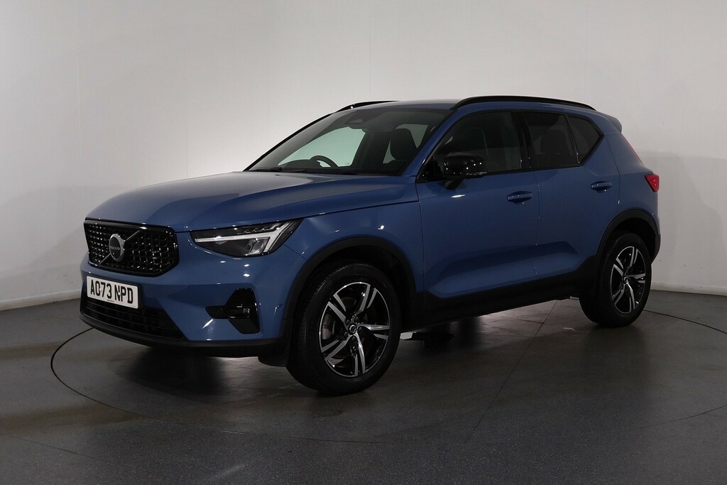 Volvo XC40 Plus Dark Blue #3