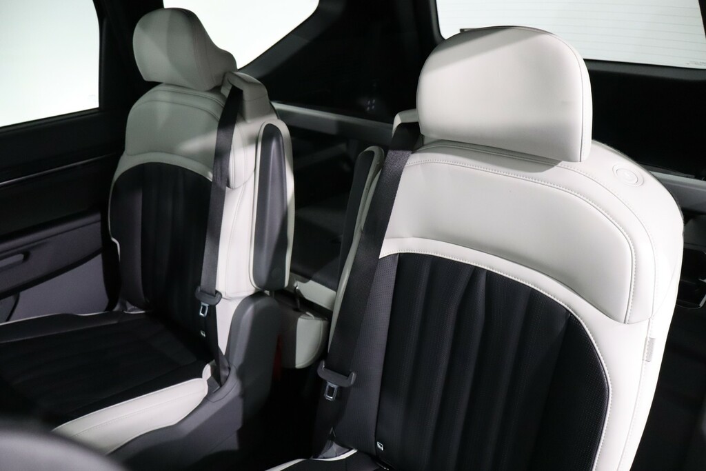 Kia EV9 282Kw Gt-line S 99.8Kwh 7St White #12