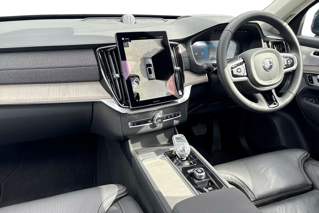 Volvo XC90 Ultra Bright Blue #2