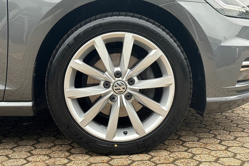 Volkswagen Golf Gt Edition DE70KHF Grey #5