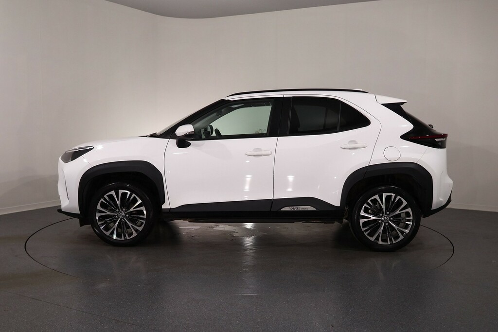 Toyota Yaris Cross Excel White #4