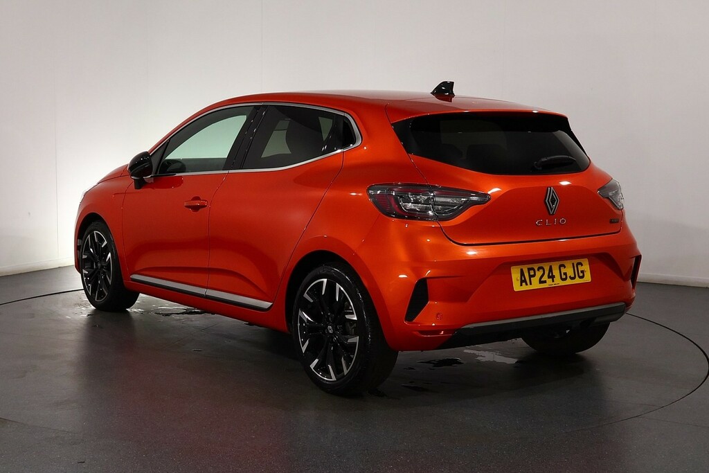 Renault Clio Techno Orange #5
