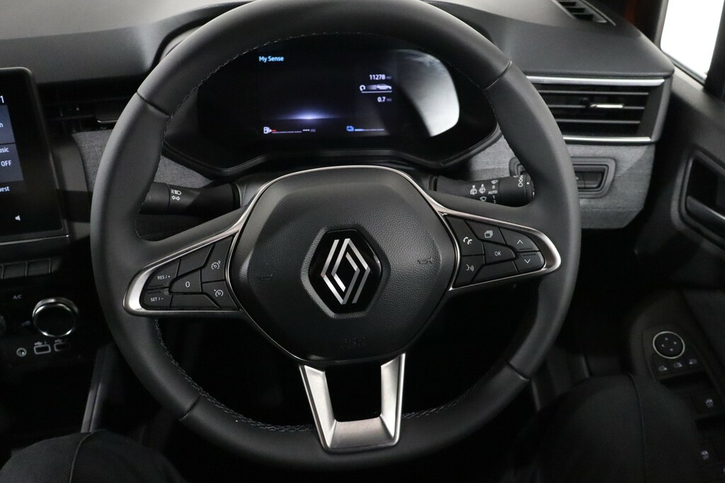 Renault Clio 1.6 E-tech Full Hybrid 145 Esprit Alpine White #15