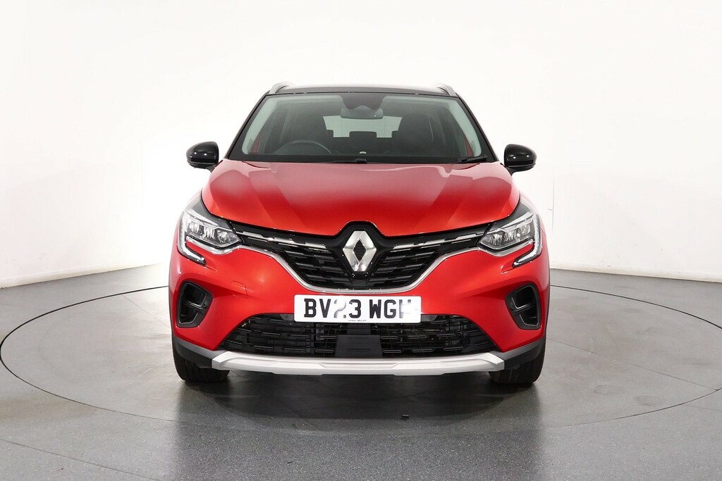 Renault Captur Techno Red #2