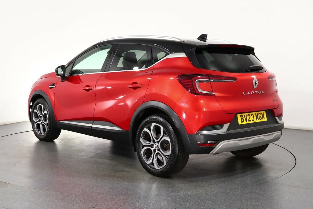 Renault Captur Techno Red #5