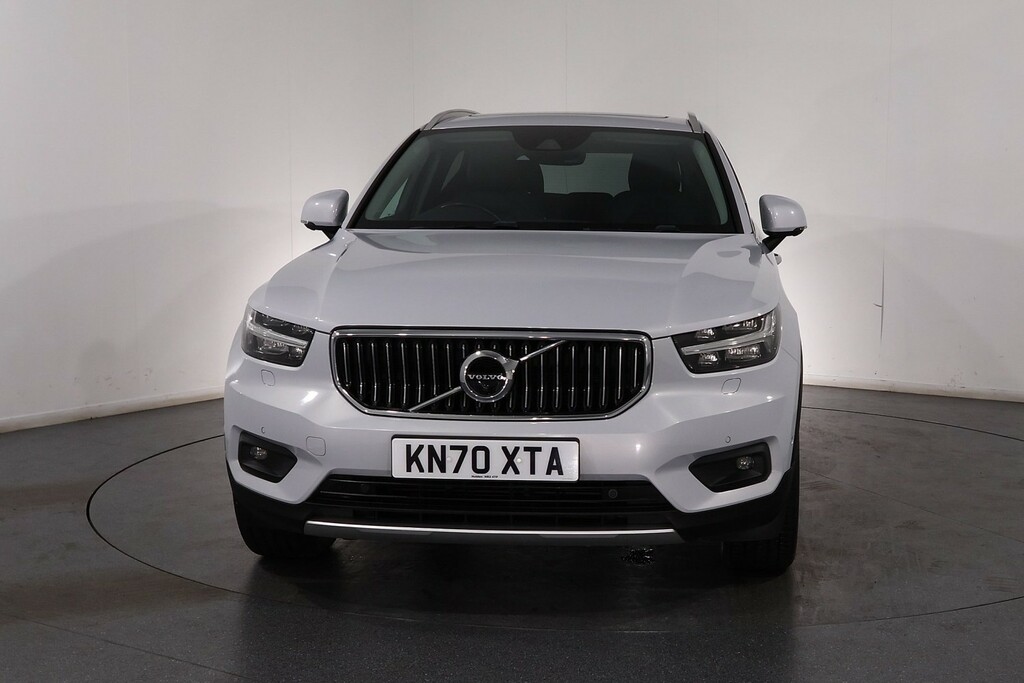 Volvo XC40 Inscription Pro Silver #2
