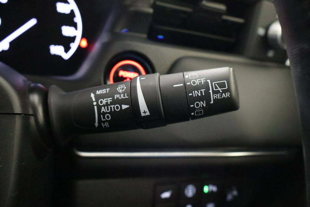 Honda Hr-V Advance Red #18