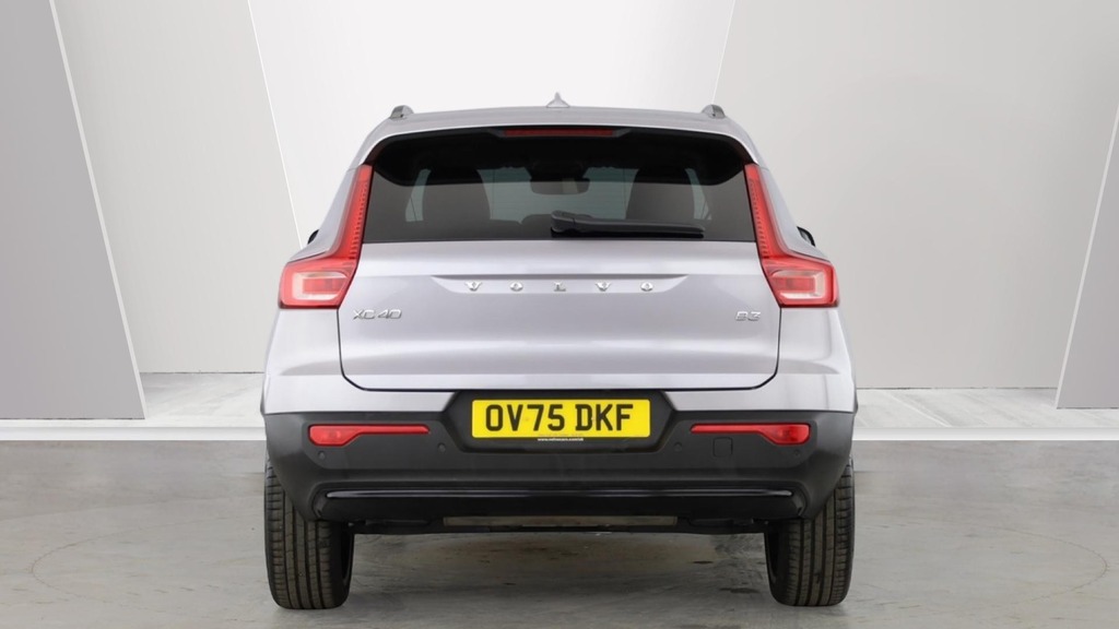 Volvo XC40 Ultra Dark Silver #2