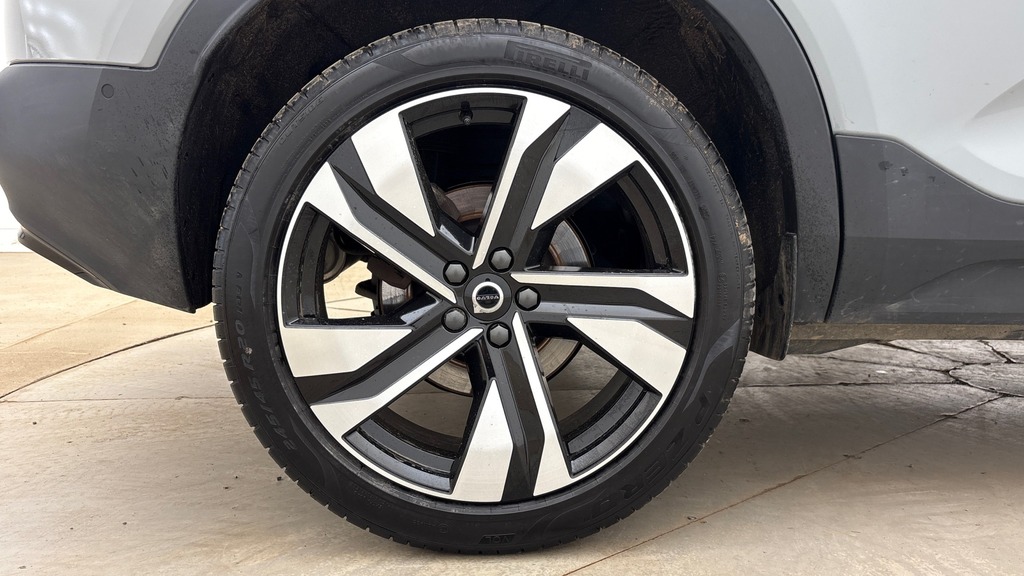 Volvo XC40 Ultra Dark Grey #4
