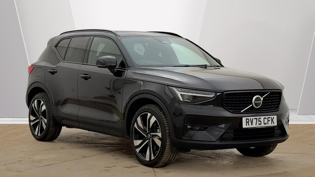 Volvo XC40 Ultra Dark Black