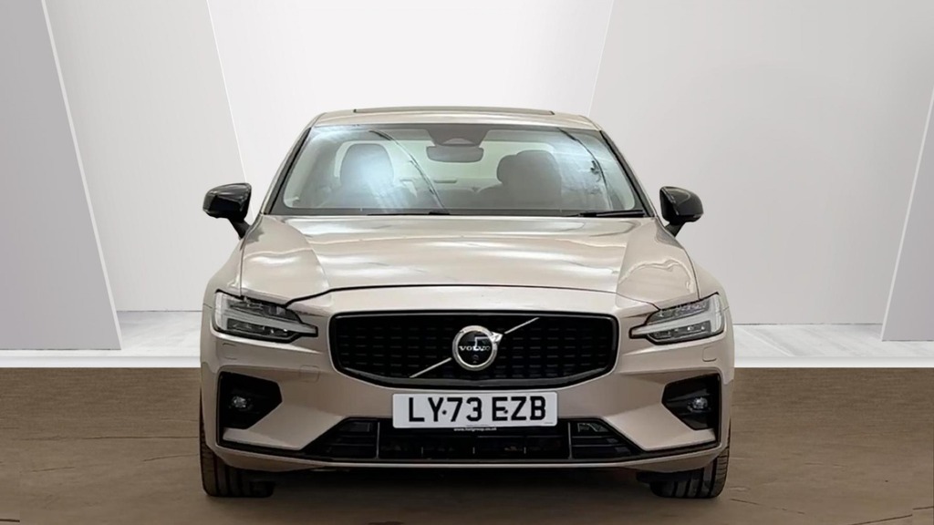 Volvo S60 Ultimate, B5 Mild Hybrid, Dark Grey #8