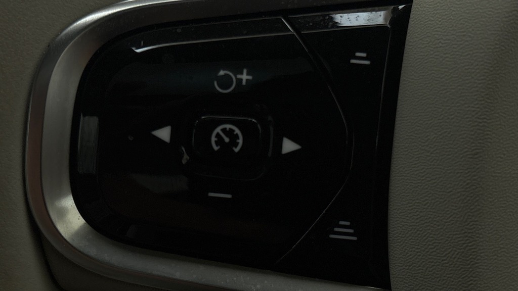 Volvo S60 Ultimate, B5 Mild Hybrid, Dark Grey #30