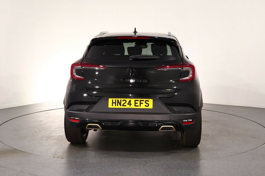 Renault Captur E-tech Engineered Black #6