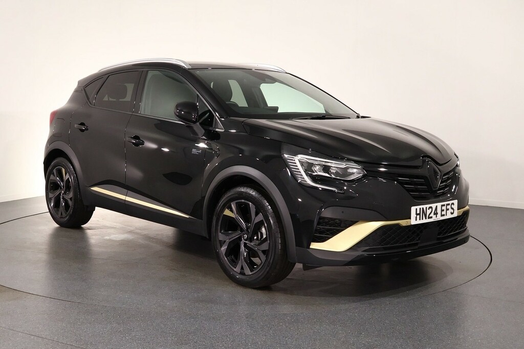 Renault Captur E-tech Engineered Black