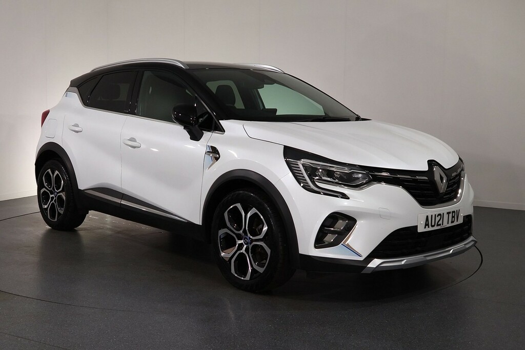 Renault Captur Launch Edition White
