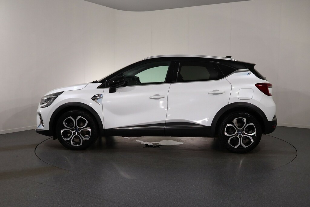 Renault Captur Launch Edition White #4