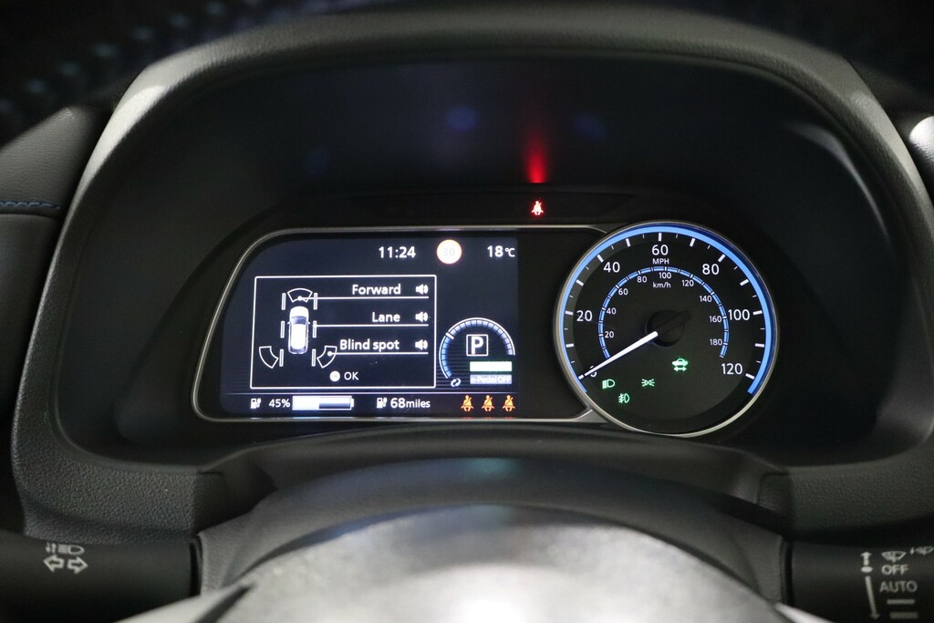 Nissan Leaf 110Kw Tekna 40Kwh Grey #14