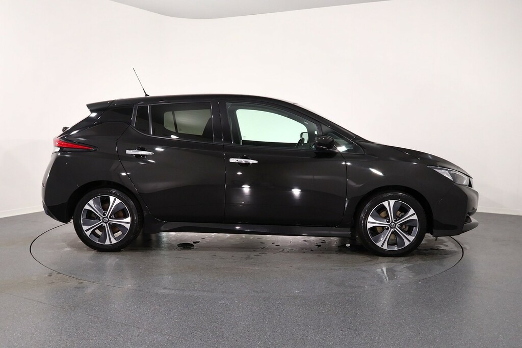 Nissan Leaf 110Kw Tekna 40Kwh Grey #8
