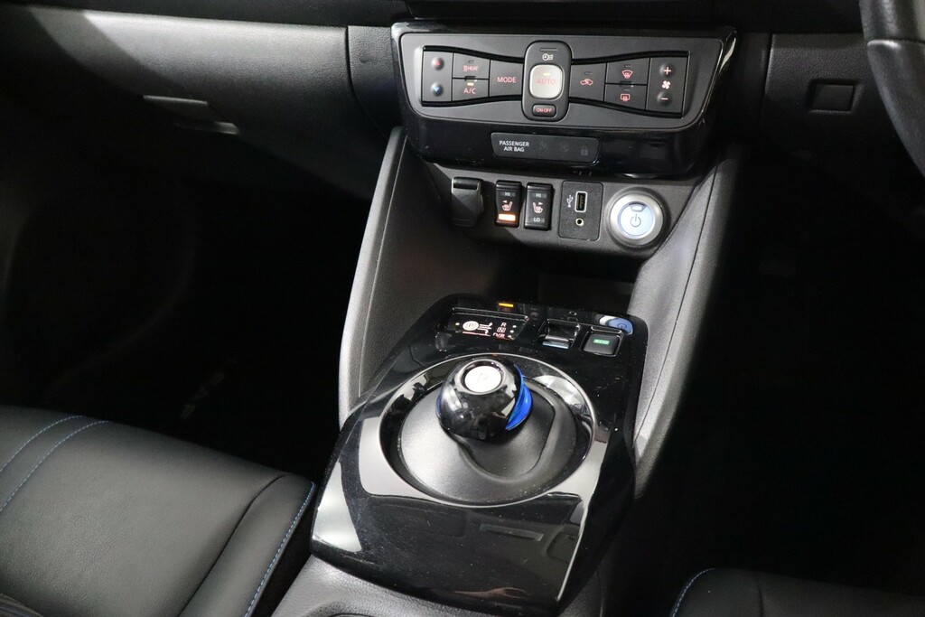 Nissan Leaf 110Kw Tekna 40Kwh Grey #21
