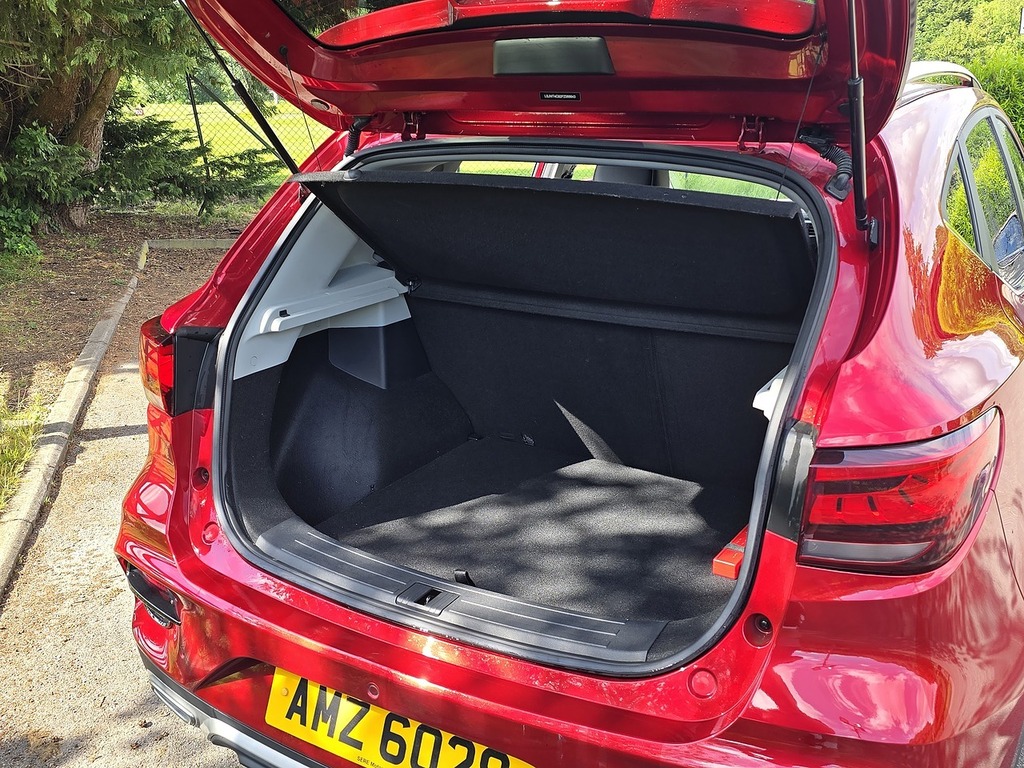 MG ZS T-gdi Exclusive AMZ6028 Red #6