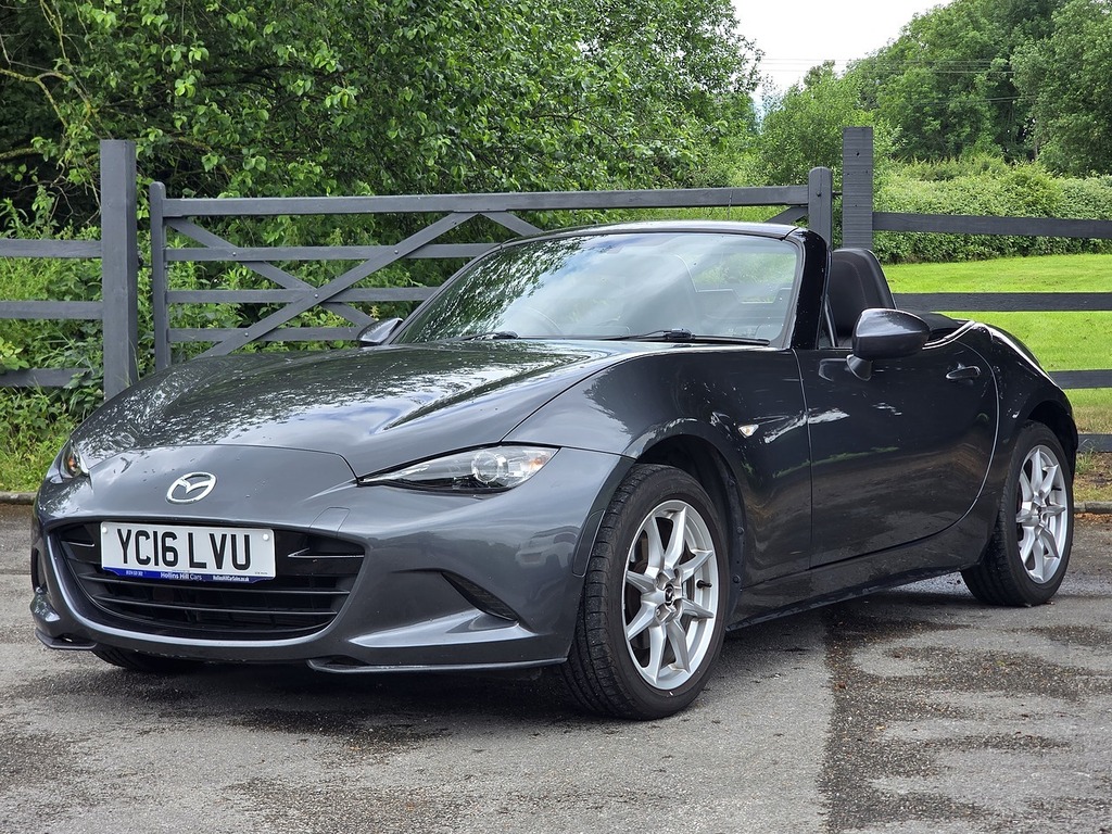 Mazda MX-5 5 Convertible White #14