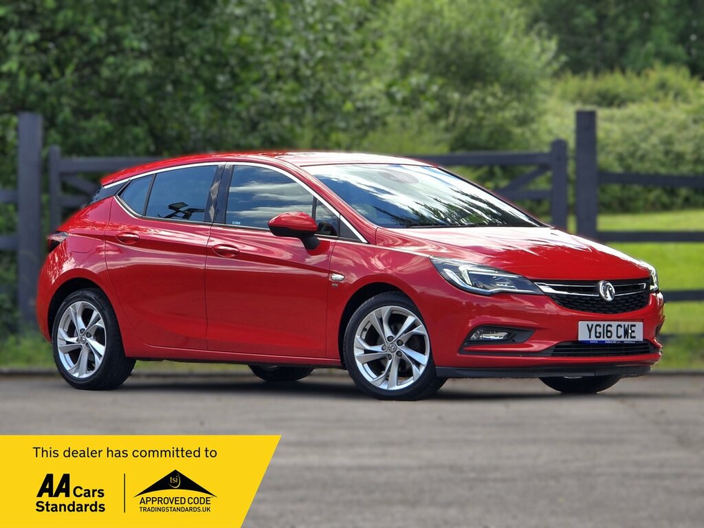 Vauxhall Astra I Turbo Sri Red