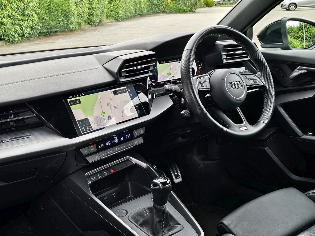 Audi A3 Tfsi S Line Black #2