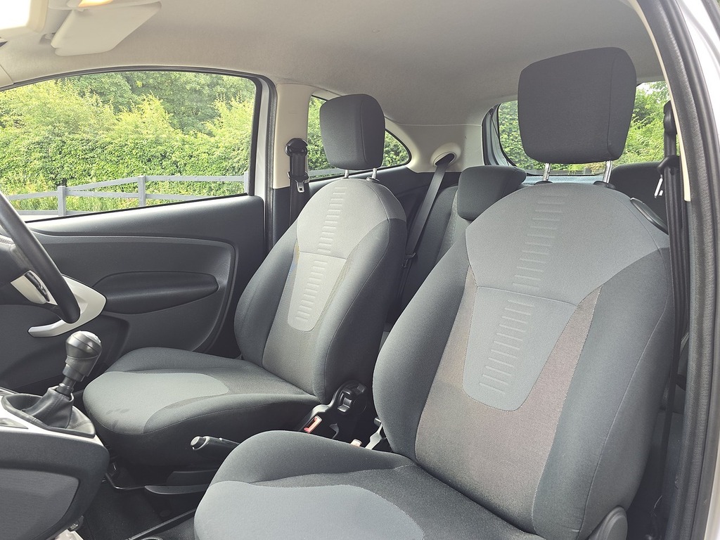 Ford KA Zetec Silver #3