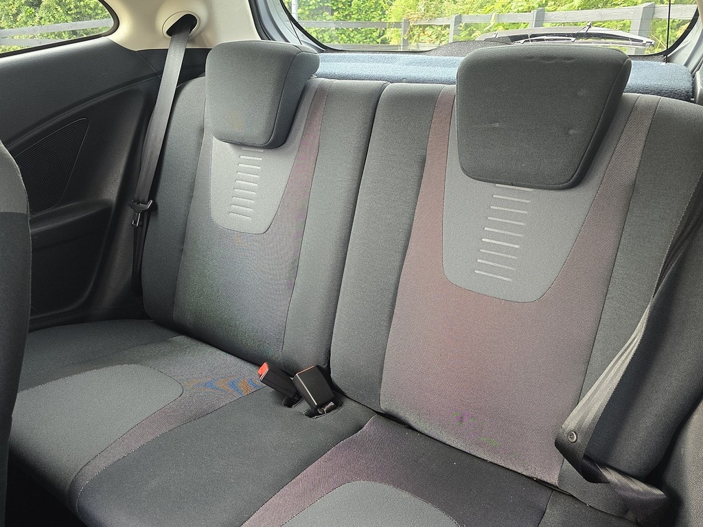 Ford KA Zetec Silver #4