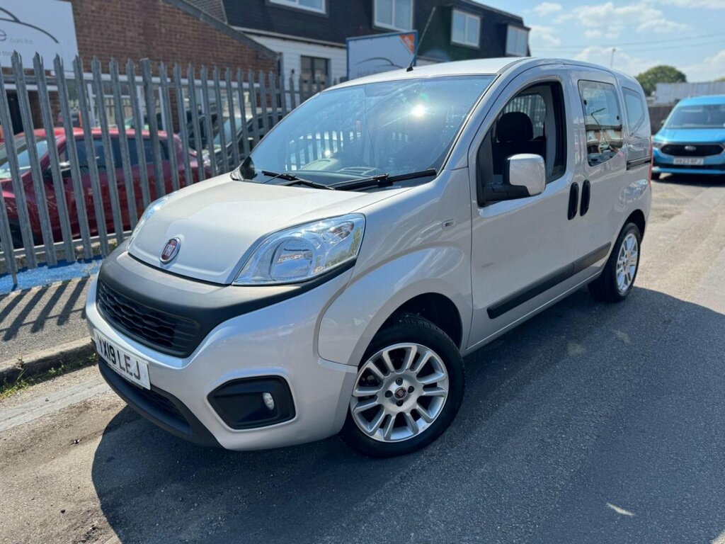 Fiat Qubo Mpv 1.4 Lounge Euro 6 201919 Grey #3