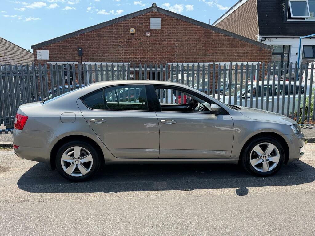 Skoda Octavia 1.2 Tsi Se Euro 6 Ss Beige #4