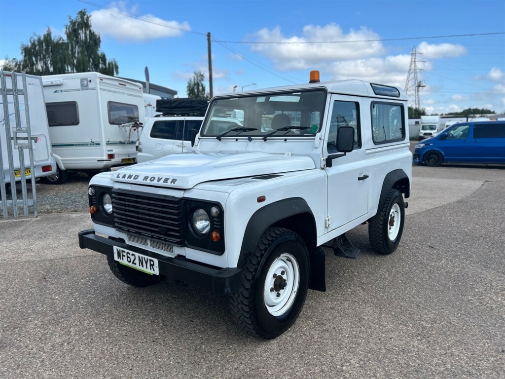 Land Rover Defender 2.2 Station Wagon Tdci 2.2 White #3